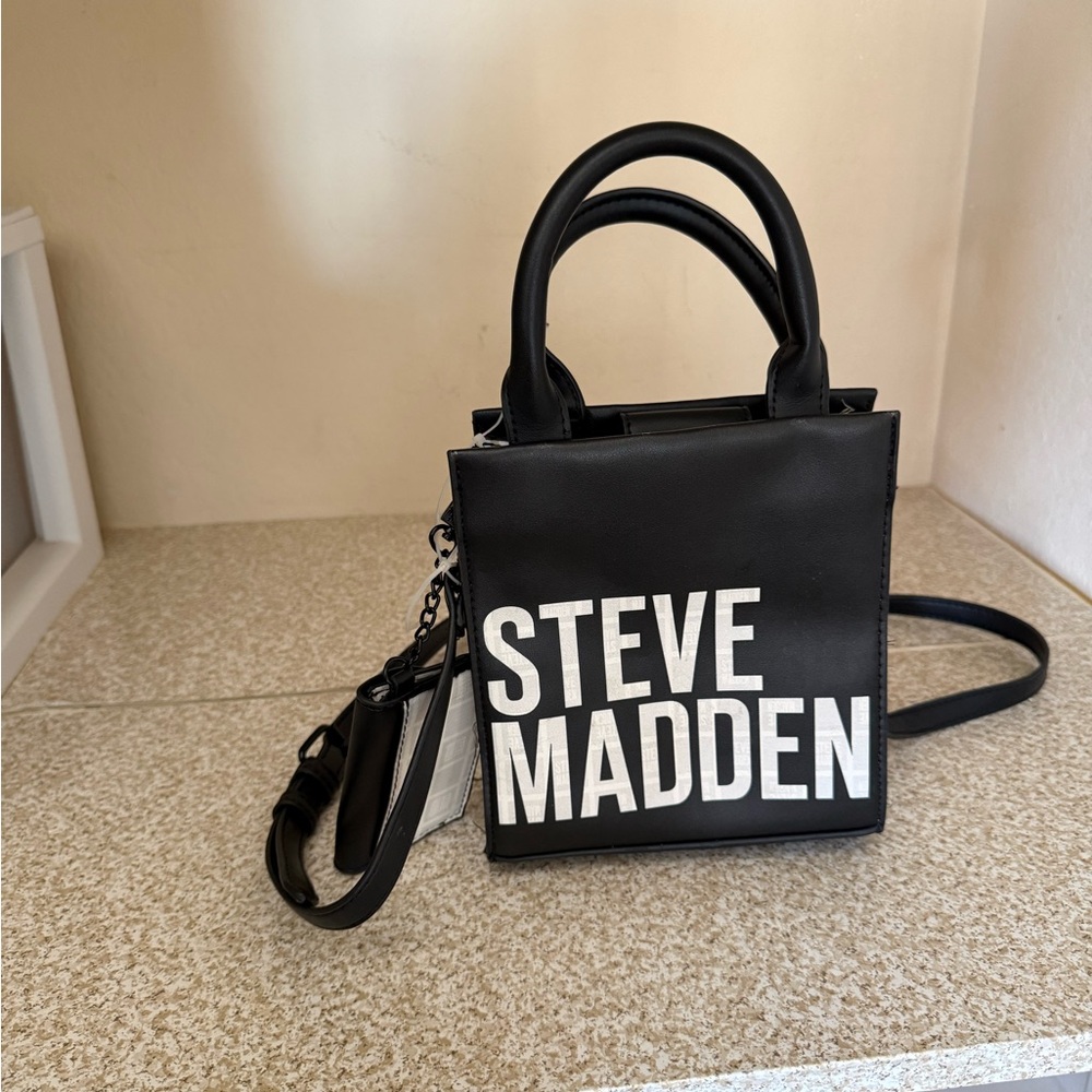 Steve Madden Black and White Crossbody Bag